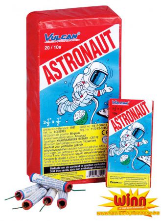 1501-astronaut-petard-winn-laviemoinschere.jpg